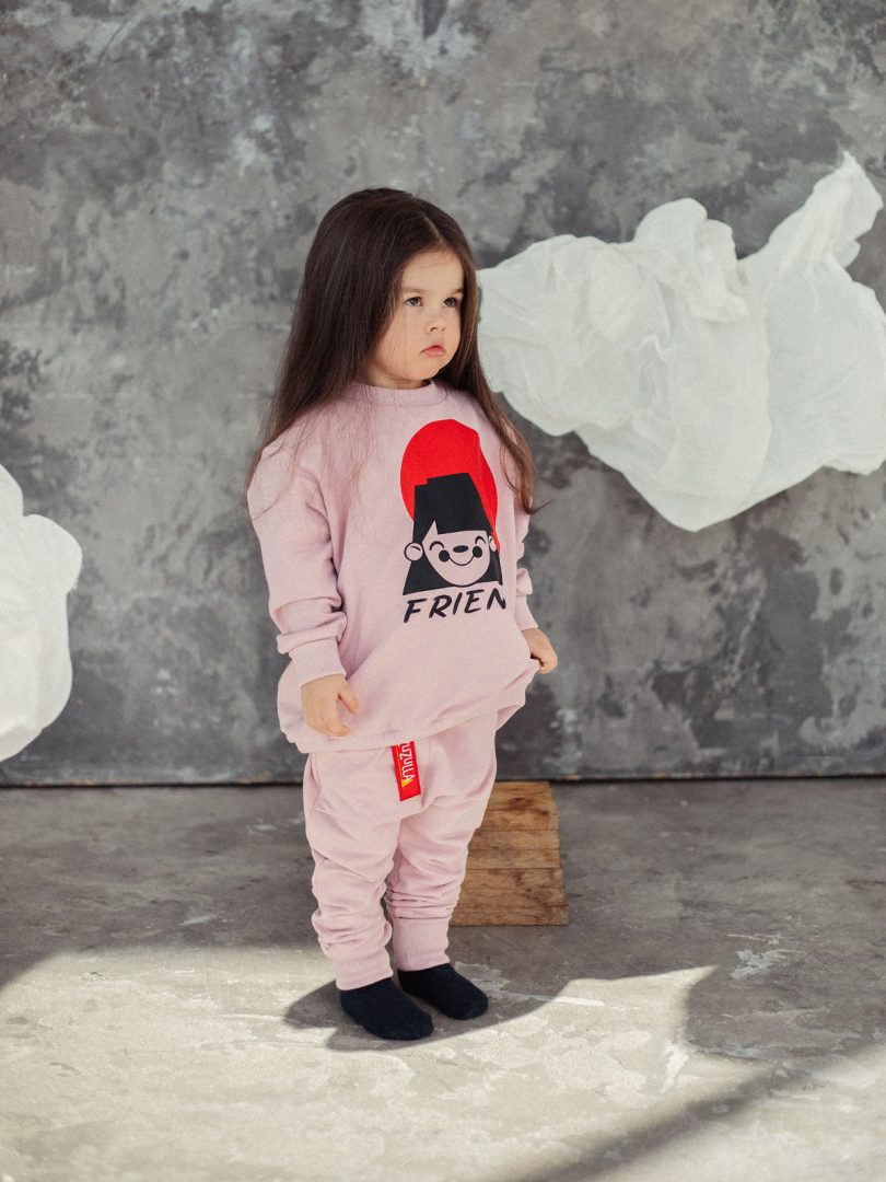 Bluza Dziecięca Różowa z Dziewczynką